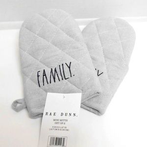 Rae Dunn Oven Mitts